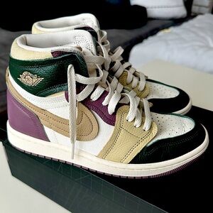 NIKE 💜🤍💚women’s  Air  JORDAN 1MM High (8)